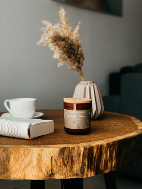 Świąteczna świeca sojowa HOT WINE Świąteczna świeca sojowa HOT WINE